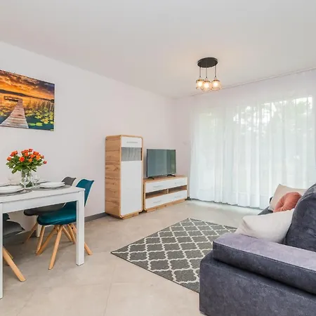 Flatbook Apartamenty - Jantar Park Zewnętrze zdjęcie