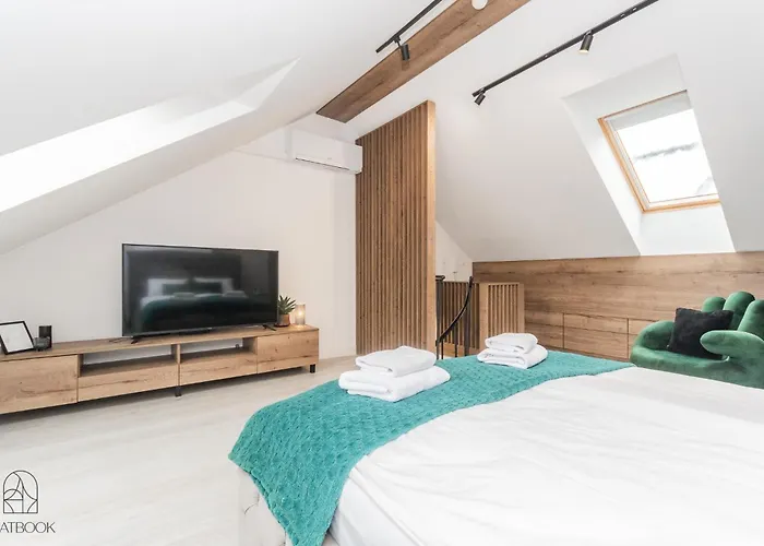 Flatbook Apartamenty - Jantar Park