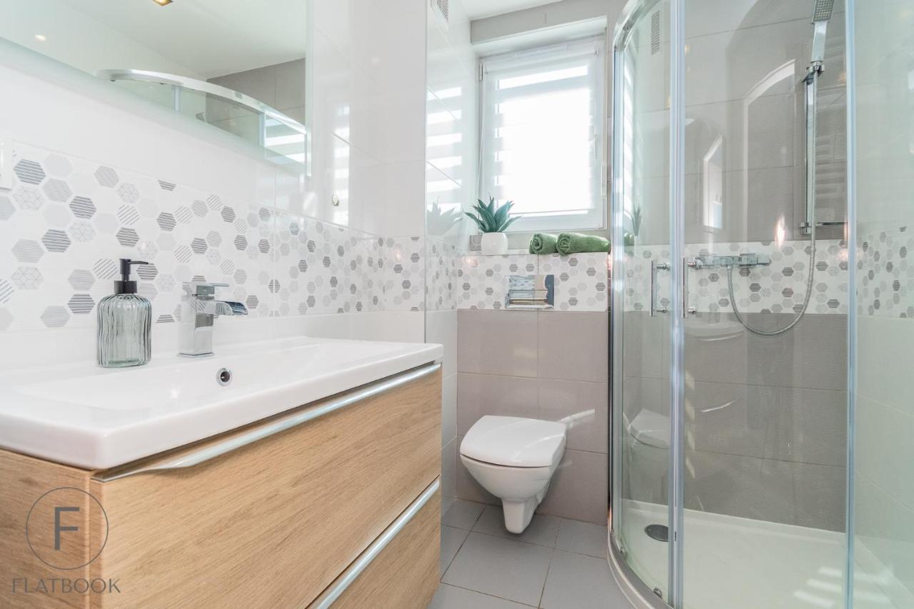 Flatbook - Park Apartment Jantar