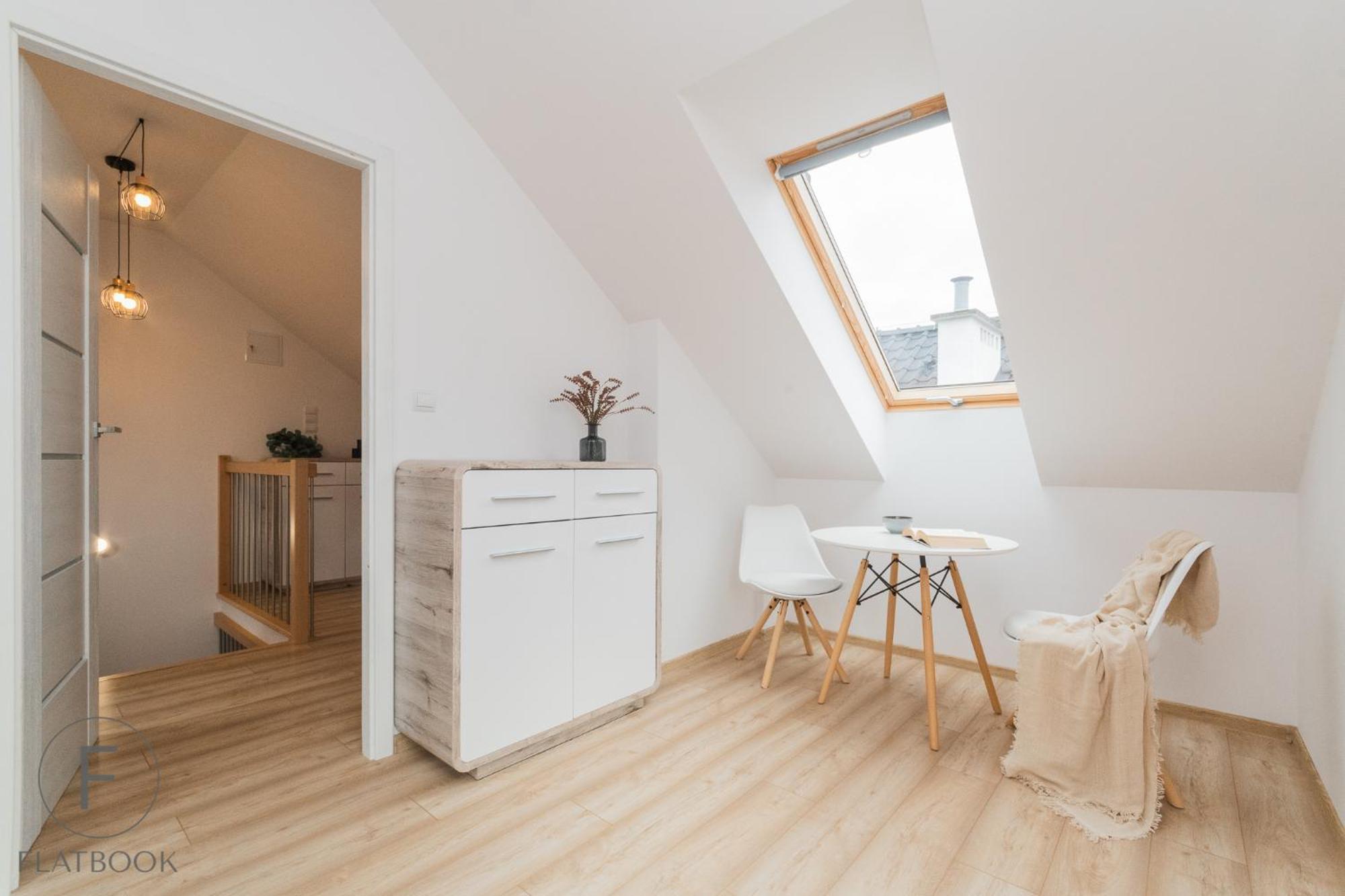 Apartment Flatbook - Park Jantar